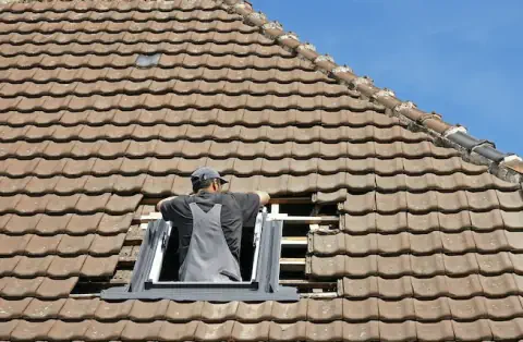 Pose de velux - Pléguien